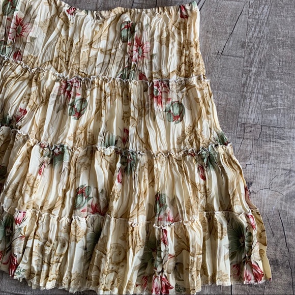 Allison Taylor Vintage Cream Floral Skirt - Picture 6 of 8